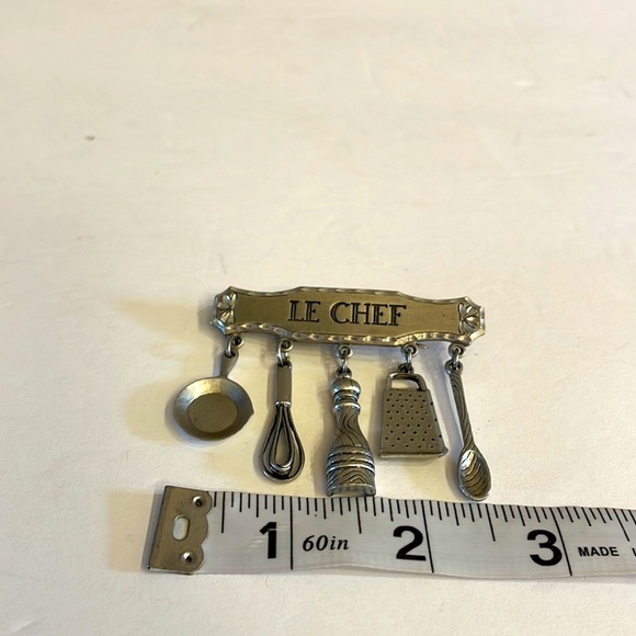 Vintage Jonette LE CHEF brooch pin with dangle kitchen utensils JJ stamped - Picture 8 of 9